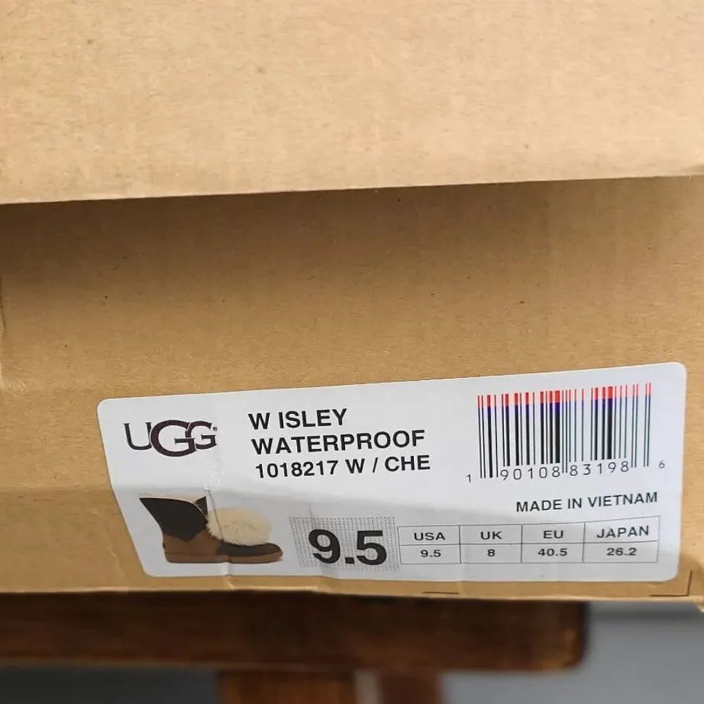UGG Isley Brown Leather Chestnut Suede Waterproof Boots with Pom Pom size 9 1/2 - Picture 2 of 14